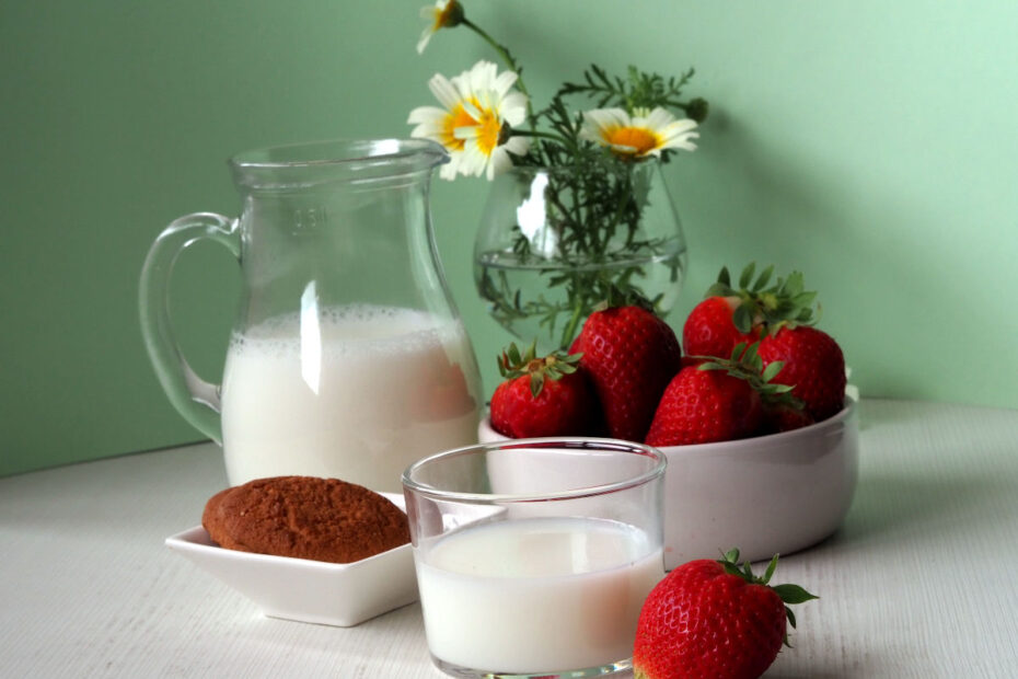 breakfast-with-milk-strawberries-and-cookies-serving-in-rustic-style-48